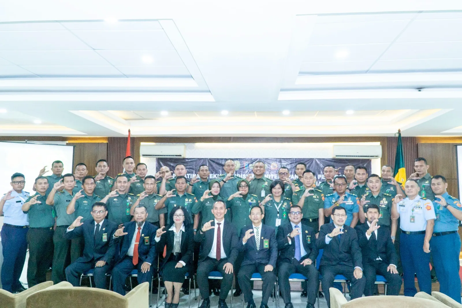 PELATIHAN TEKNIS YUDISIAL PANITERA ATAU PANITERA PENGGANTI